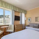Palace Diano Marina