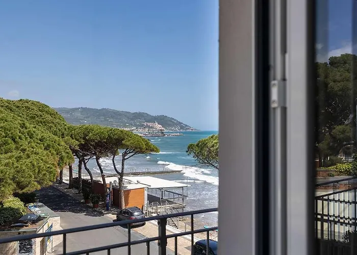 Palace Hotell Diano Marina